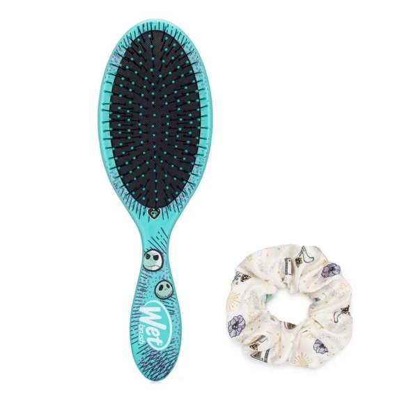 💀Disney’s The Nightmare Before Christmas Wet Brush - Picture 3 of 3